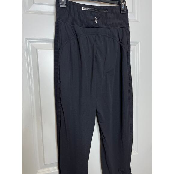 Free People Movement x Hatch XS Black Refresh Harem Maternity Pants - Picture 6 of 11